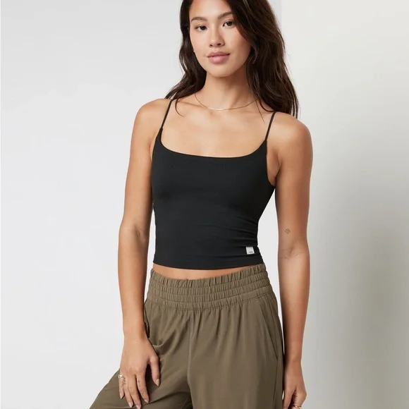 Vuori Lux Cami XL in Black - Picture 2 of 4